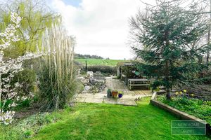 Photo 27- click for photo gallery